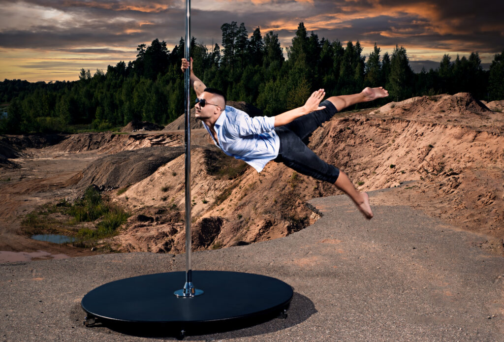 Artem Kazymov teaching a pole workshop at PR Copenhagen